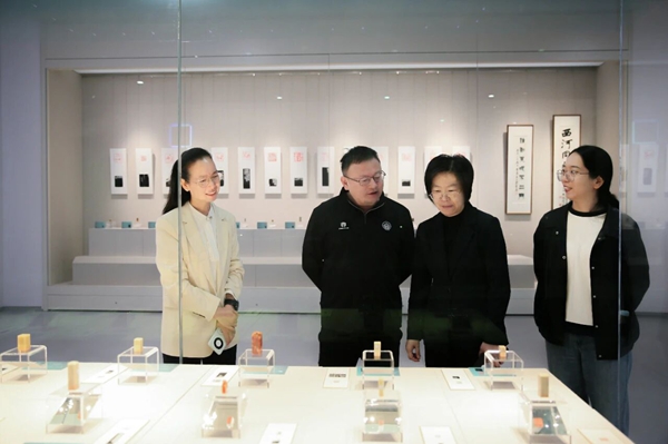 微信图片_2025-11-05_165613_759.jpg 微信图片_2025-11-05_165613_759.jpg