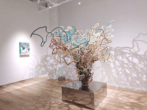 亚运村涟·美术馆新展启幕，18位国际青年艺术家带你走进彼岸世界